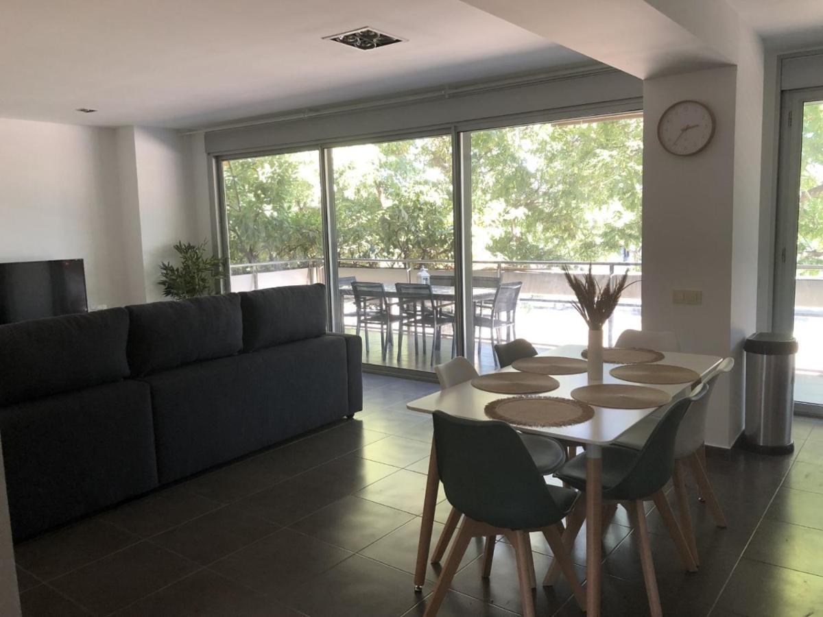 Standing Apartment Barcelona Forum ซานต์อาเตรียเดเบซอซ ภายนอก รูปภาพ