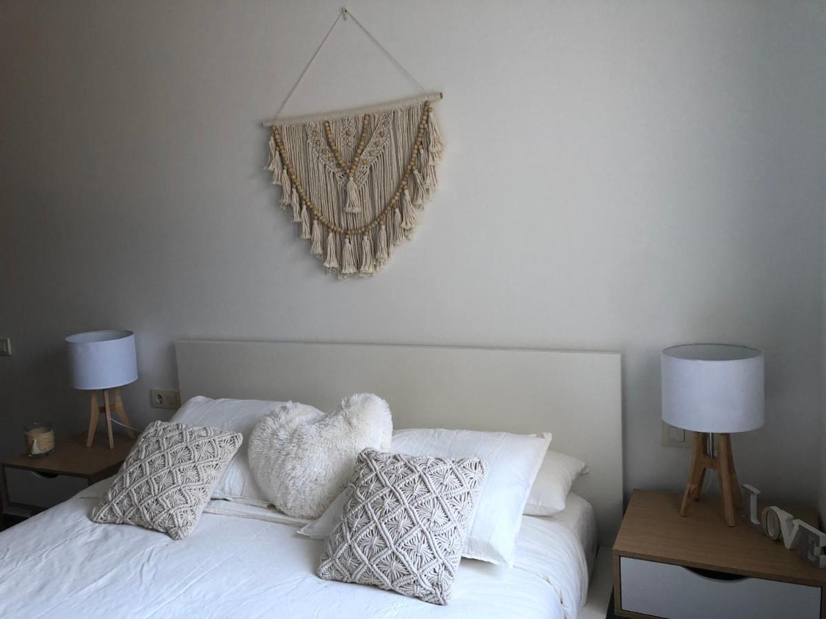 Standing Apartment Barcelona Forum ซานต์อาเตรียเดเบซอซ ภายนอก รูปภาพ